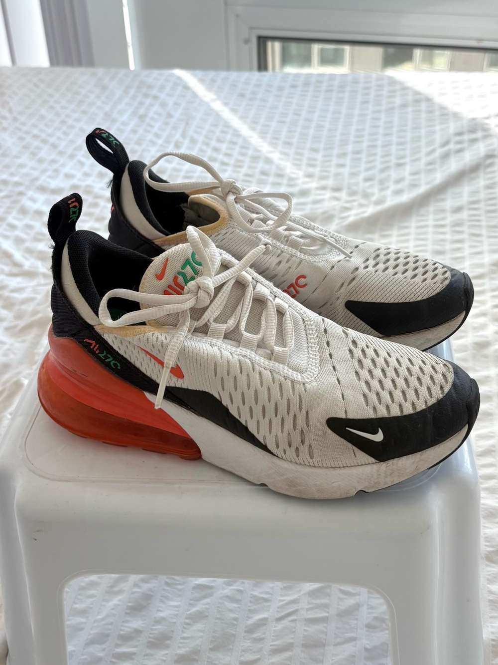Nike sneakers - size 6